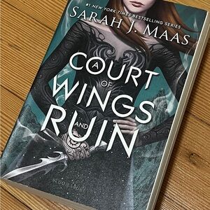 A Court of Wings and Ruin by Sarah J. Maas
